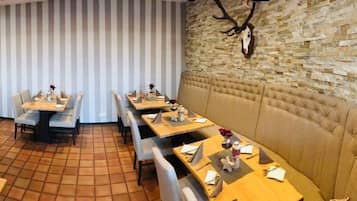 Local and international cuisine