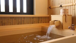 Ảnh chưa phân loại, 4 trong số 25 ảnh, nút