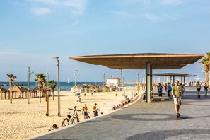 Beach nearby - Premium suites on Beach Ben Yehuda 43 (Tel Aviv)