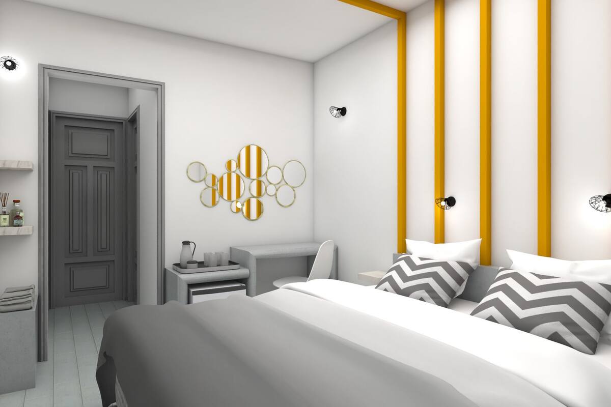 In-room safe, blackout curtains, free WiFi, bed sheets