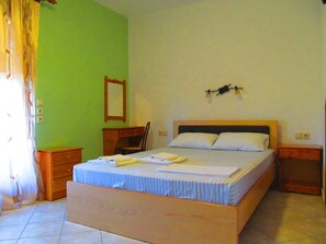 开间, 花园景观 | 免费 WiFi、床单