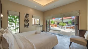 6-Bedroom Pool Villa | 6 soverom, individuelt dekorert, individuelt innredet og skrivebord