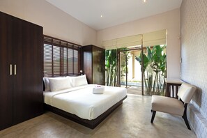 6-Bedroom Pool Villa | 6 ห้องนอน, ห้องพักตกแต่งอย่างมีเอกลักษณ์, ตกแต่งพิเศษโดยเฉพาะ, โต๊ะทำงาน