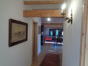 Interior - Manor at the moated castle (Döbschütz)