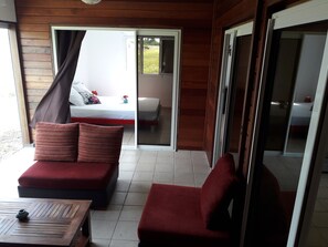 3 bedrooms, iron/ironing board, WiFi, bed sheets - Guadeloupe St-François Villa 160 m2 sleeps 7 private pool garden 1200 m2  (Saint-François)