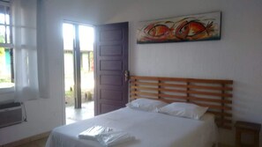 Beach Room | 5 bedrooms, individually decorated, bed sheets