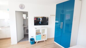 Comfort Studio, 1 Queen Bed, Non Smoking, City View | Living area - Fischerbude (Büsum)