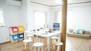 Apartment | In-room dining - Legal Big House (166-1) (Osaka)