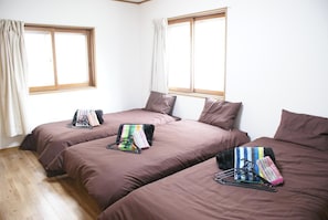 Apartment | 3 bedrooms, free WiFi