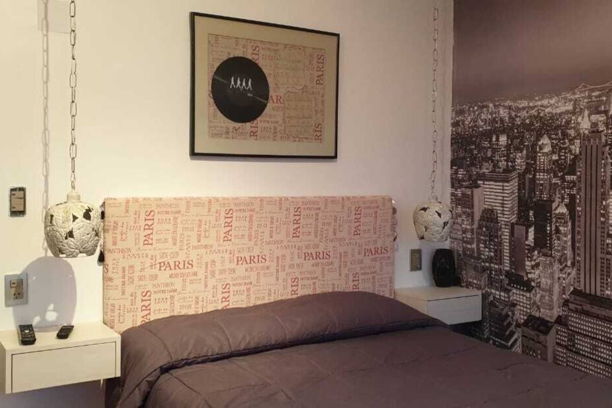 Individually furnished, free WiFi, bed sheets