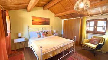 2 slaapkamers, een strijkplank/strijkijzer, wifi, beddengoed