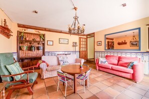 Télévision, cheminée