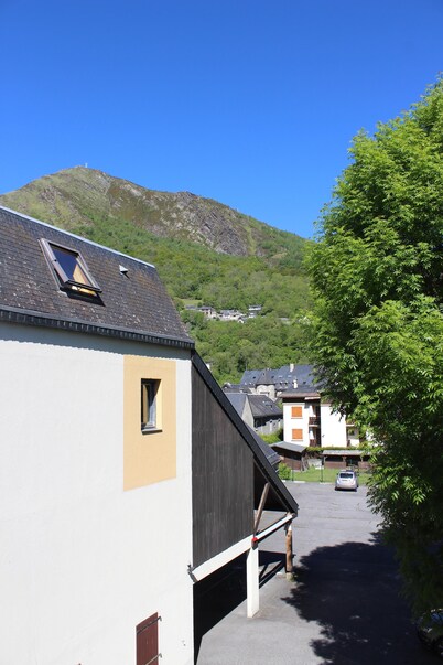 T2 cabine, 6p, Proche Centre Ville, Vue Montagne, garage