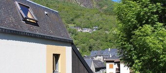 T2 cabine, 6p, Proche Centre Ville, Vue Montagne, garage
