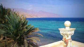 Quang cảnh nhìn từ nơi lưu trú