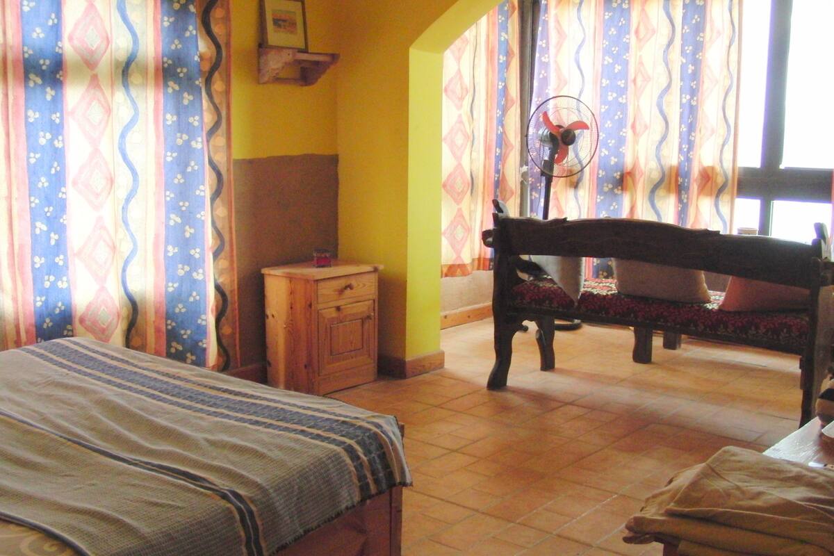 Individuell eingerichtet, Verdunkelungsvorhänge, kostenloses WLAN