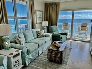 Smart TV, table football, music library, stereo