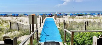 No Host Fees, Beachfront, E Corner Unit On The 10th Floor w/ Wrap Around Balcony