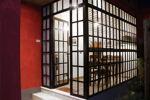 Estudio, 1 cama de matrimonio, terraza, vistas al jardín | Vistas al patio