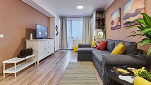 TV, books - Maria Sinaia Apartment Murray Hill (Sinaia)