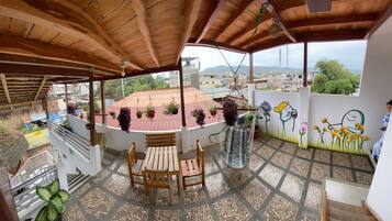 Televisión de pantalla plana de 32 pulgadas con canales por cable