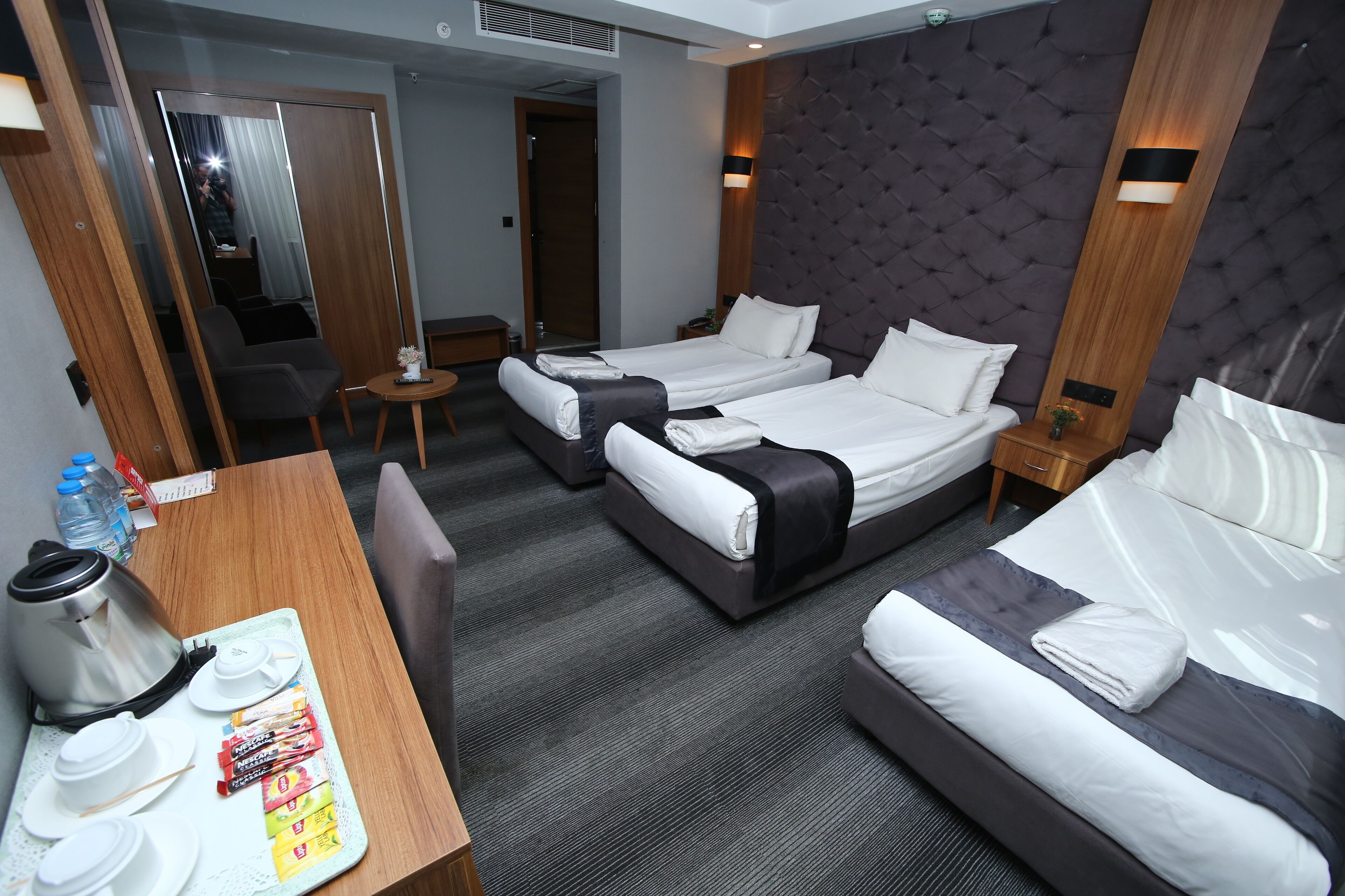 Tremannsrom – standard | 1 soverom, memory foam-senger, minibar og safe på rommet