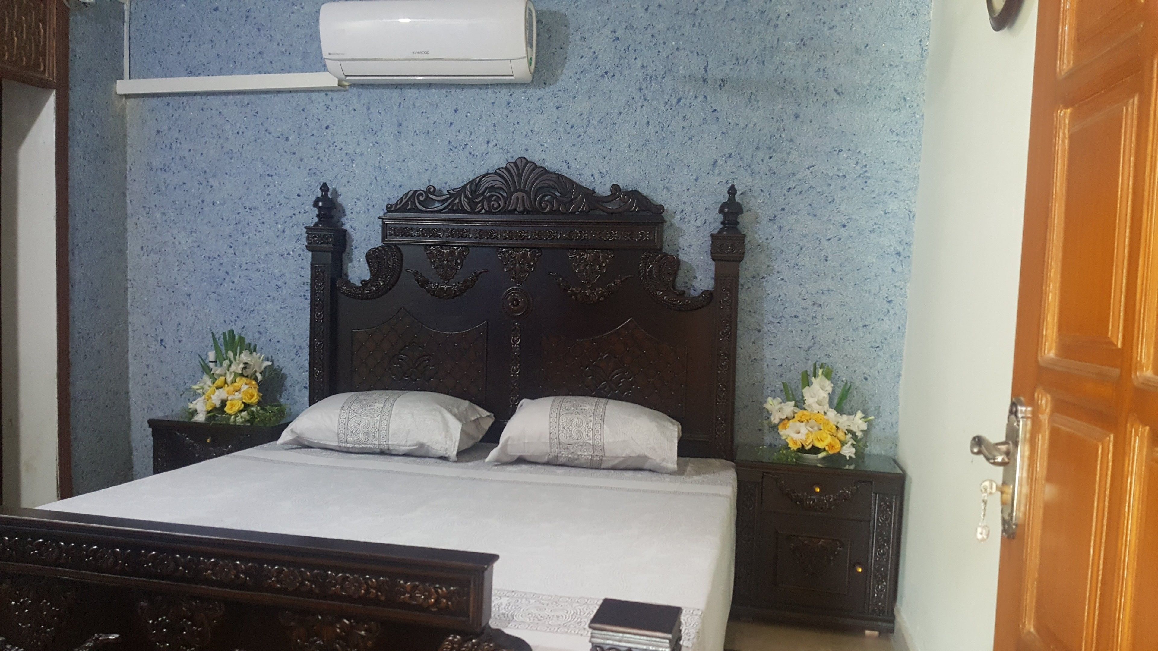 1 bedroom, premium bedding, individually decorated