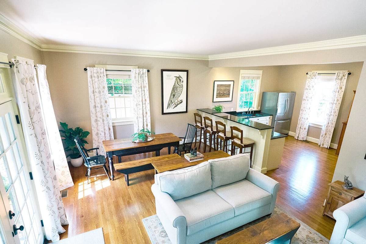 Middleburg Cottage | 埃及棉床单、高档床上用品、加厚床垫、熨斗/熨衣板