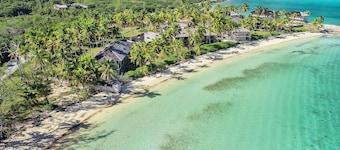 Ixora East - Beach access with great snorkeling spot