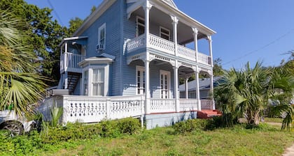 Pensacola North Hill Historic Cottage