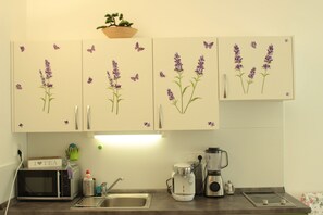 ميكروويف، ماكينة لصنع القهوة/الشاي، محمصة خبز