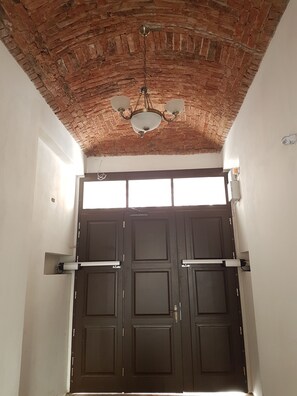 Interior - Modern Apt in center with PARKING (Прага 3)