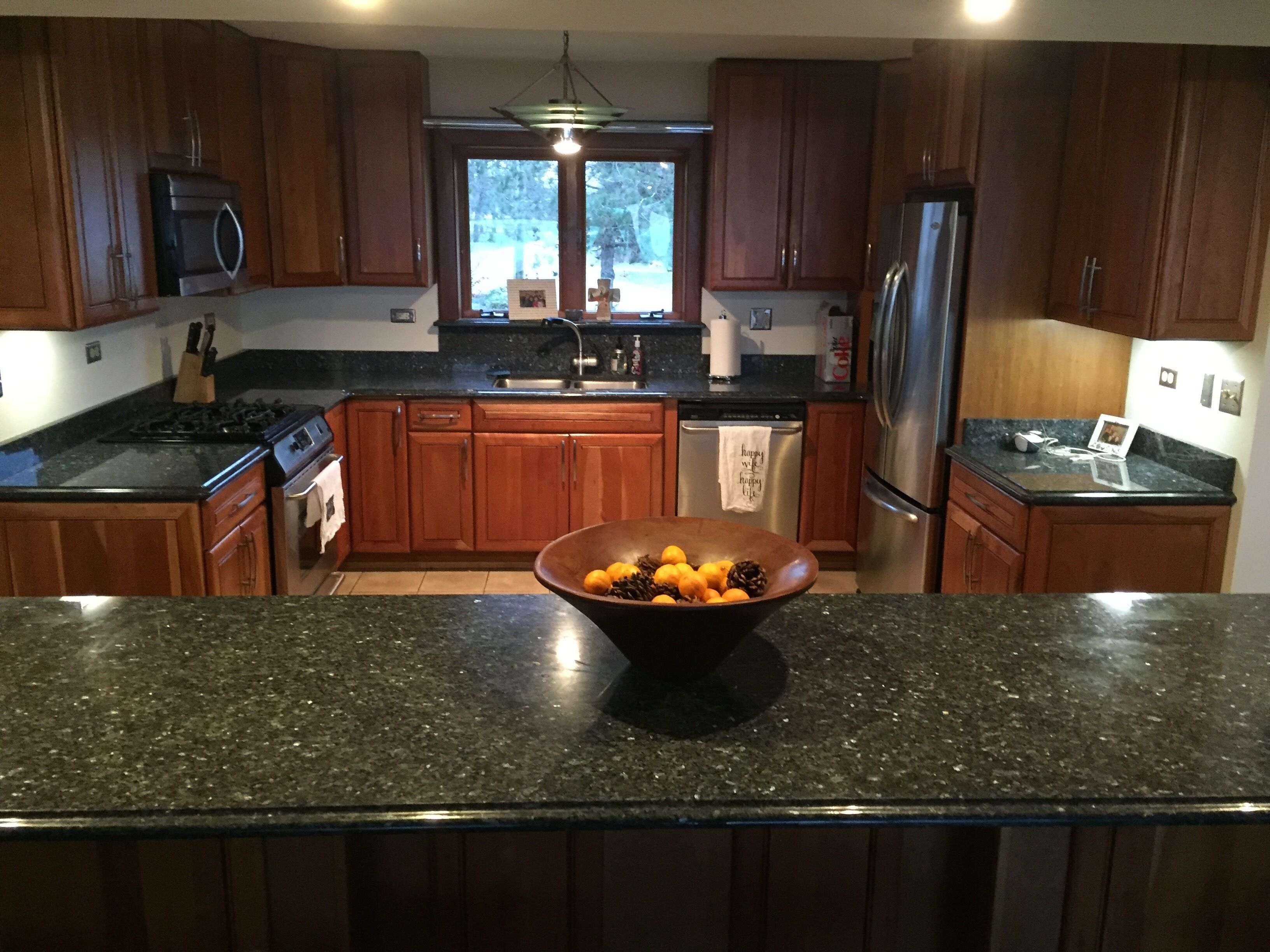 雪櫃、微波爐、焗爐、爐具