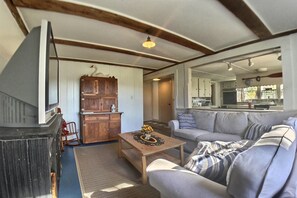 Téléviseur connecté, jeux vidéo, livres