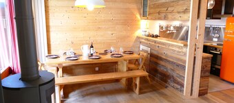 LE CHALET DE THOM, LES ARCS 1600, 8 PEOPLE, ON THE SLOPES