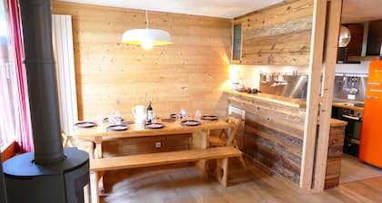 LE CHALET DE THOM, LES ARCS 1600, 8 PERSONNES, SUR LES PISTES