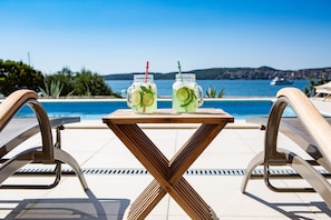 Outdoor pool, a heated pool