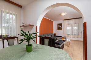 TV, DVD player, stereo