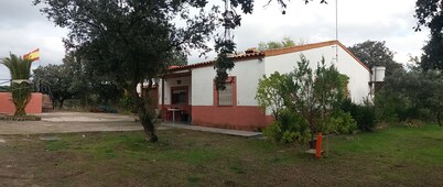 Alquilo casa 5 habitaciones 5 minutos Pozoblanco