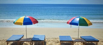 Familyfriendly house, a few steps from the pool, 300 meters from the ocean.