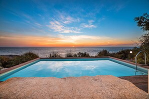 Outdoor pool - MAREBLU, trullo with splendid veranda facing the sea inside the Franchina (Marina di Corsano)