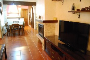 Fridge, microwave, oven, stovetop - IDEAL FOR FAMILY AND FRIENDS ALONG THE RIVER JUCAR (CASAS DE BENITEZ)