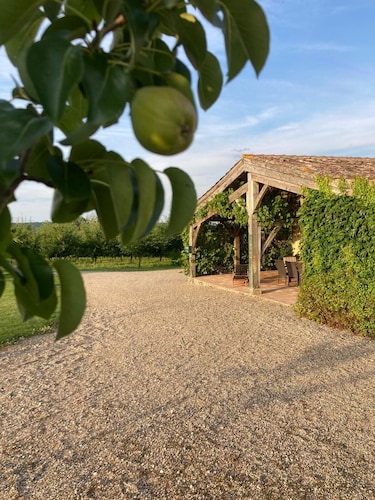 Charming farmhouse with private pool in secluded location. 