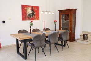 Dining - Villa-con-vista, fantastic view over Denia to the sea + large bright rooms (Dénia)