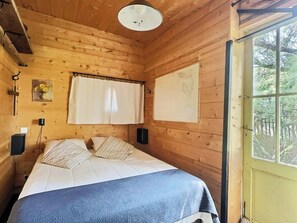 2 chambres, fer et planche à repasser, lit parapluie, Wi-Fi