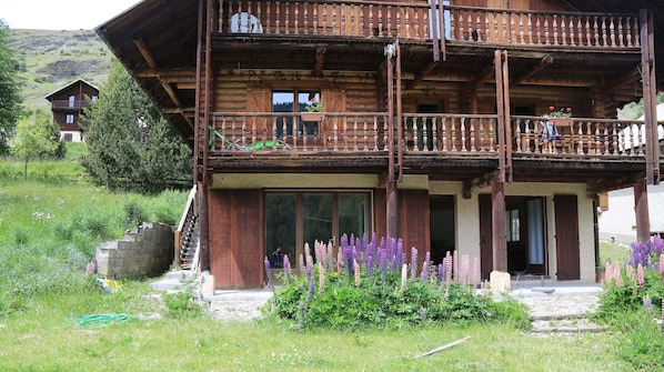 Extérieur