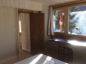 3 Schlafzimmer, Bügeleisen/Bügelbrett, Reisekinderbett, WLAN