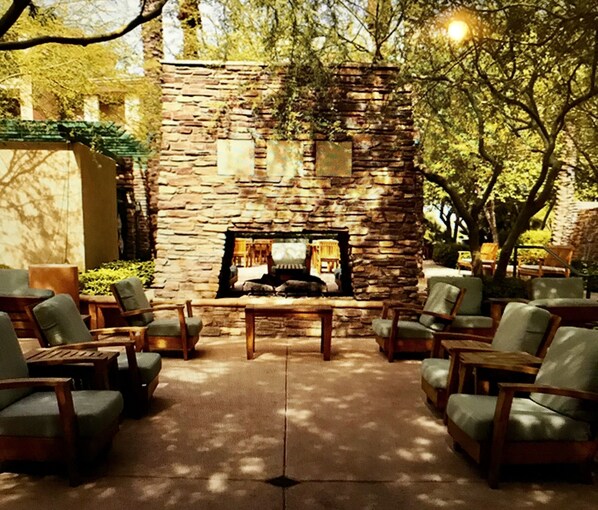 Terrace/patio - Located in the stunning Sonoran Desert of Scottsdale, AZ (Scottsdale)