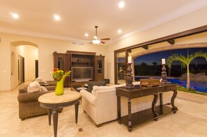 Smart TV, DVD player, stereo