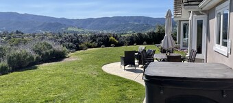 Lavender Hill Ranch Santa Ynez: 7 Acre Estate Epic Hilltop Views Near Shops/Wine